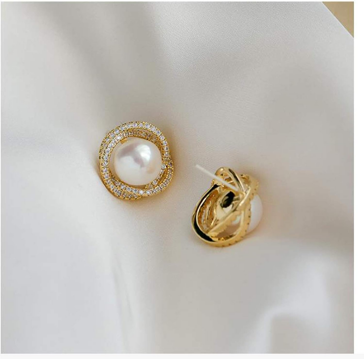 Pearl crystal stud earrings with gold-tone setting