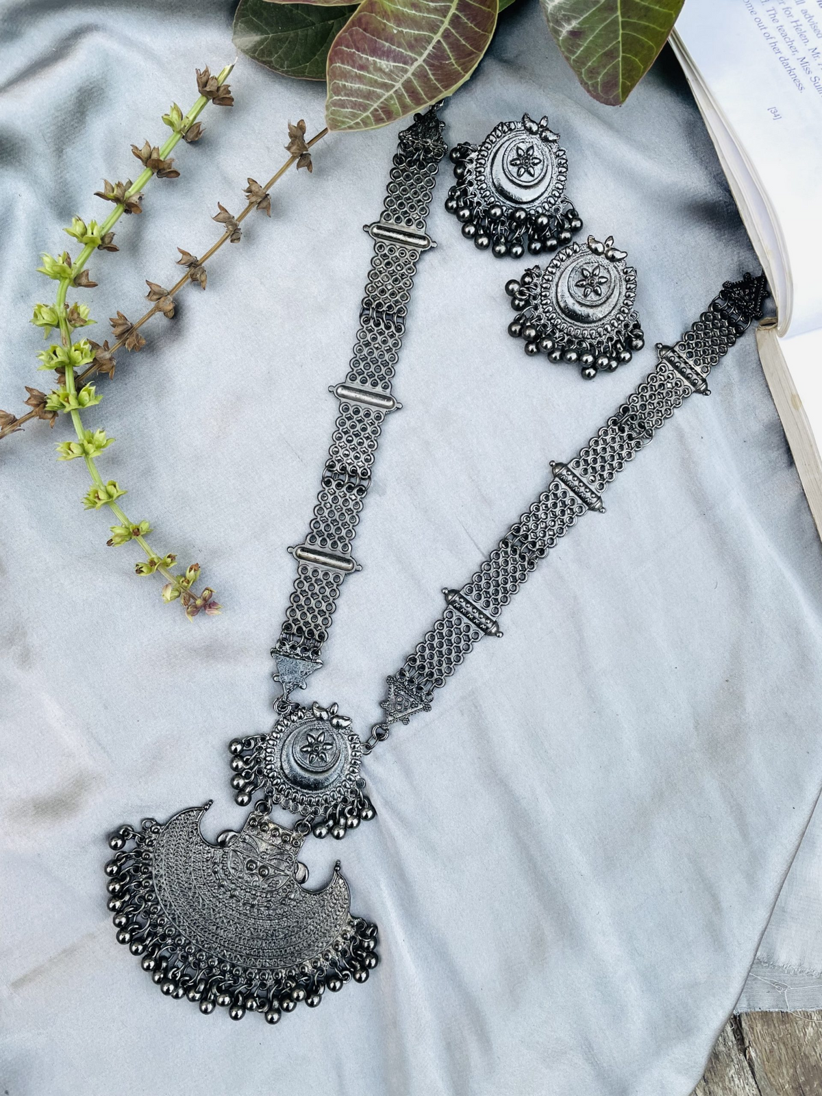 Oxidised silver-tone statement necklace and matching round earrings